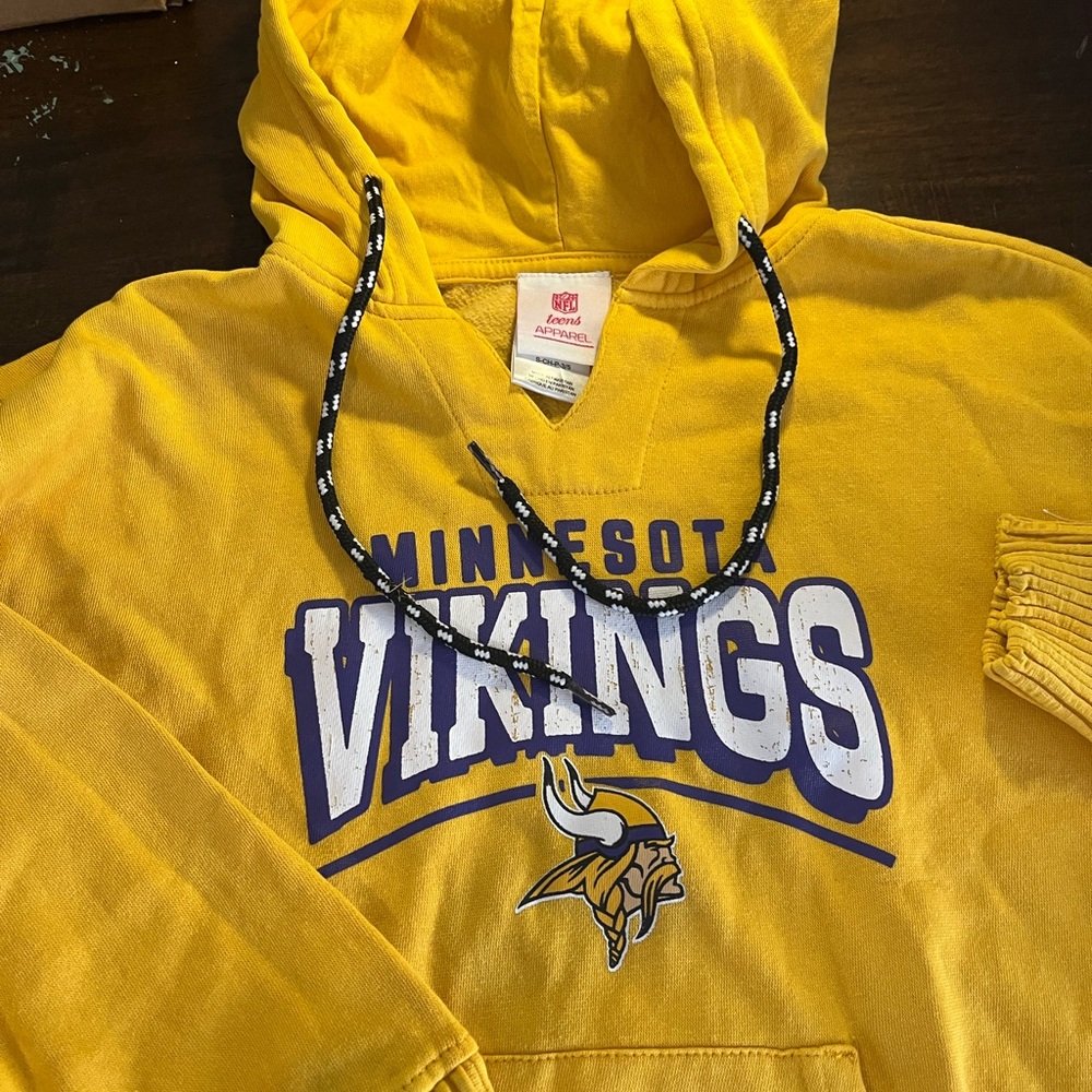 NFL Minnesota Vikings Yellow Pullover Hoodie